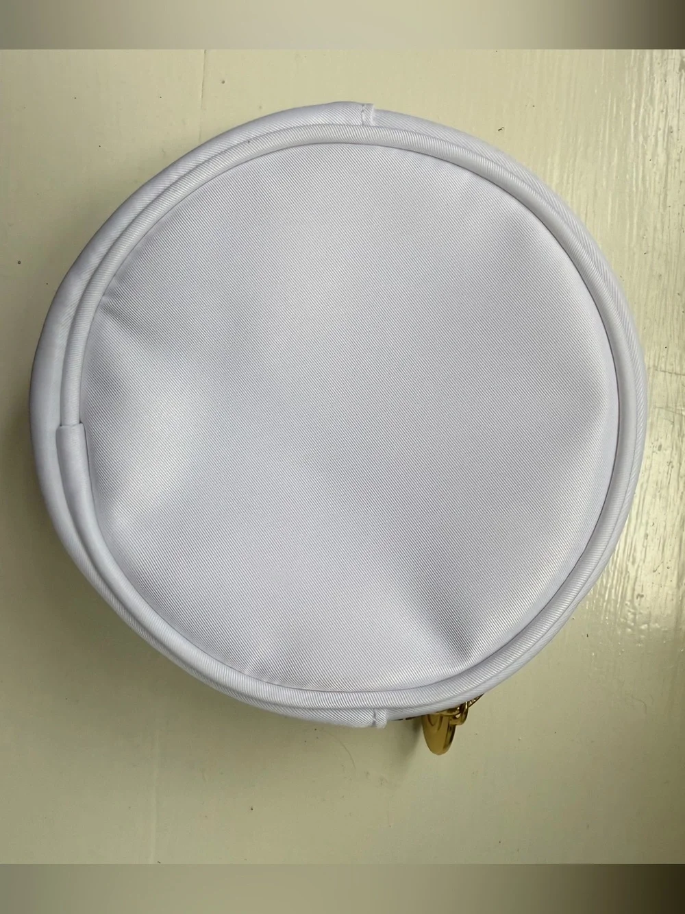 Stoney Clover Lane White Round Pouch Cosmetic Bag with Pastel Plaid Interior